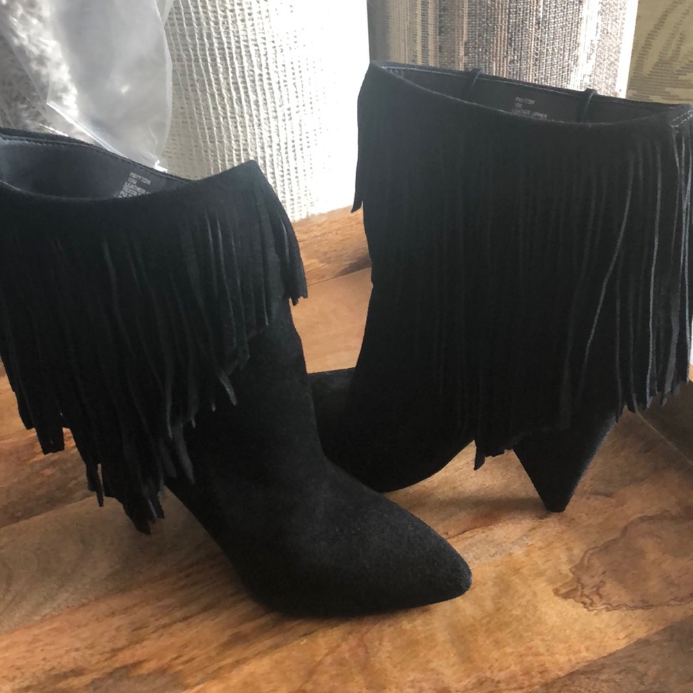 Women’s shoes
